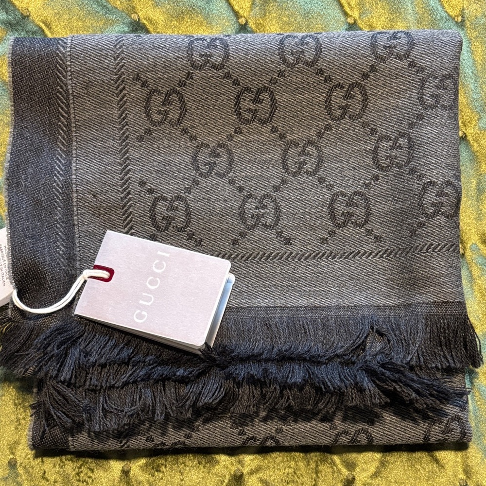 Gucci Black & Gray GG Jacquard Fringed Scarf